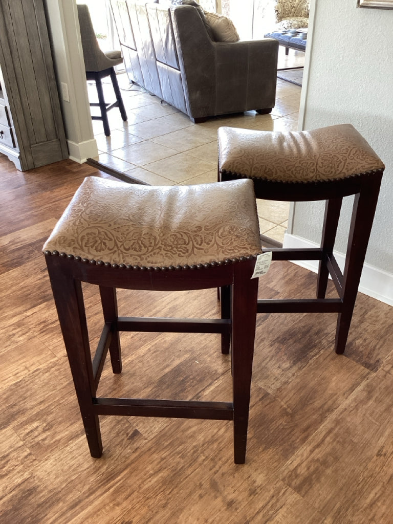 Stool