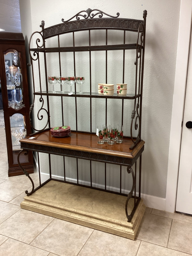 Baker's Rack