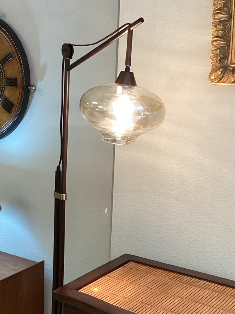Lamps & Lighting
