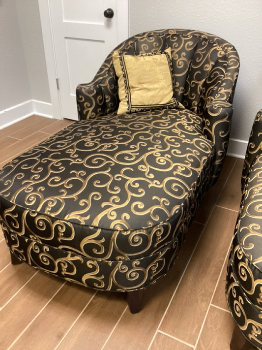 Chaise Lounge